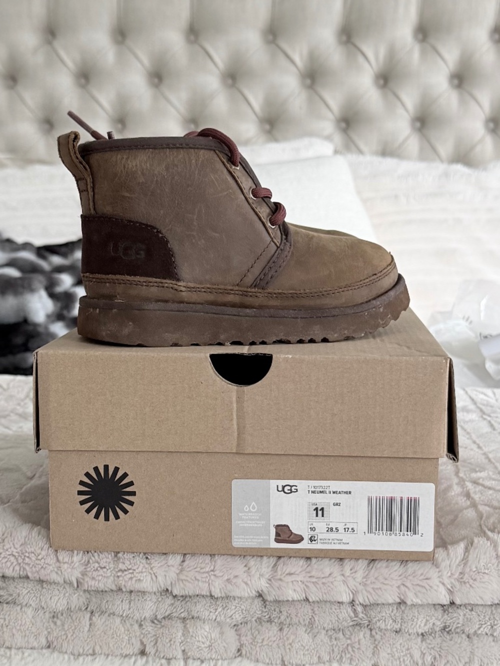 UGG Kids Neumel II Weatherproof Leather Boots - Size 11 Toddler